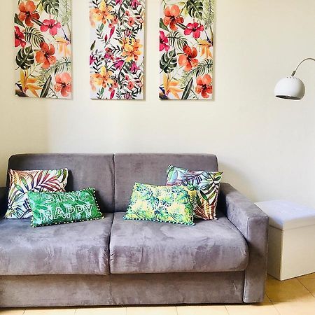 Maiden-Art Apartment Arona Esterno foto