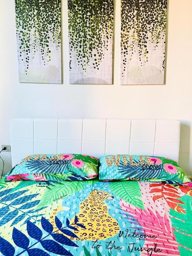 Maiden-Art Apartment Arona Esterno foto