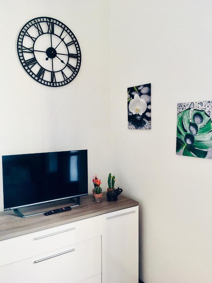 Maiden-Art Apartment Arona Esterno foto