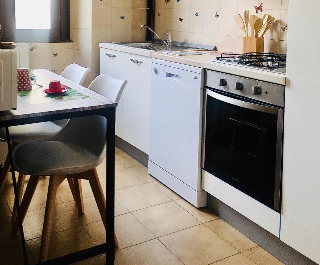 Maiden-Art Apartment Arona Esterno foto